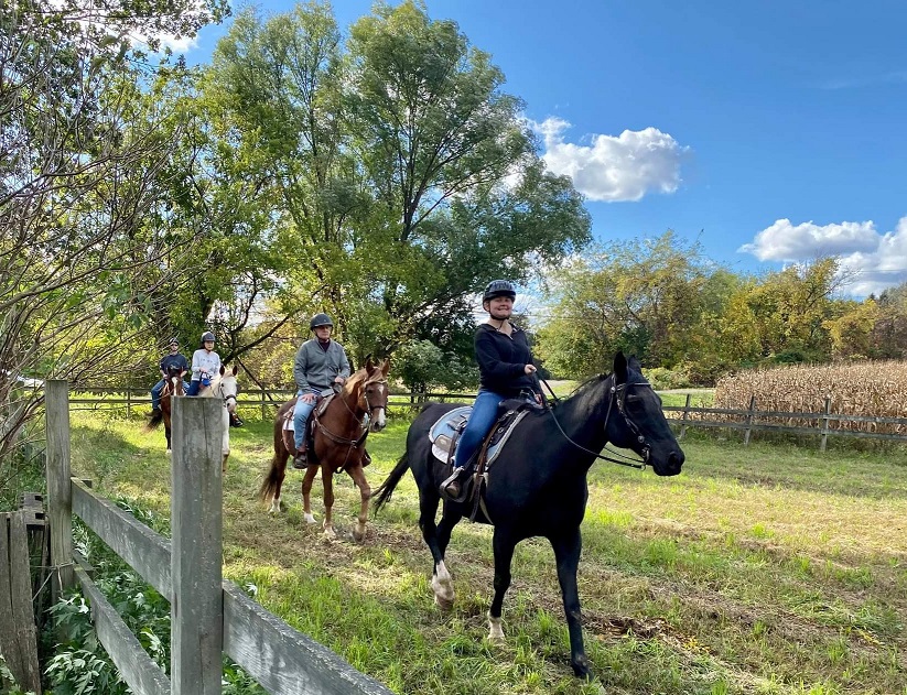 trail ride clinic in fall